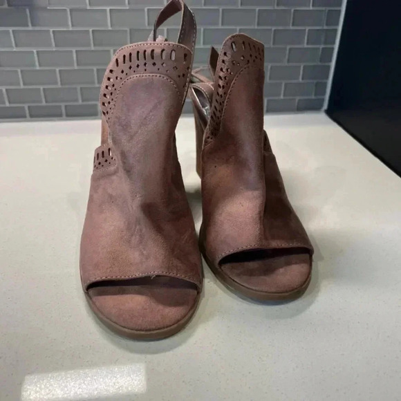 Carlos Thick Heel 3 Inch Heels Size 10 - Picture 2 of 11